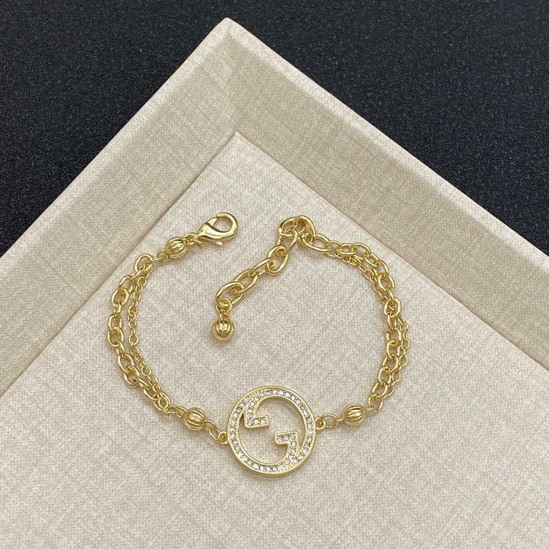 TOP GUCCI GG Bracelet - 2 Color