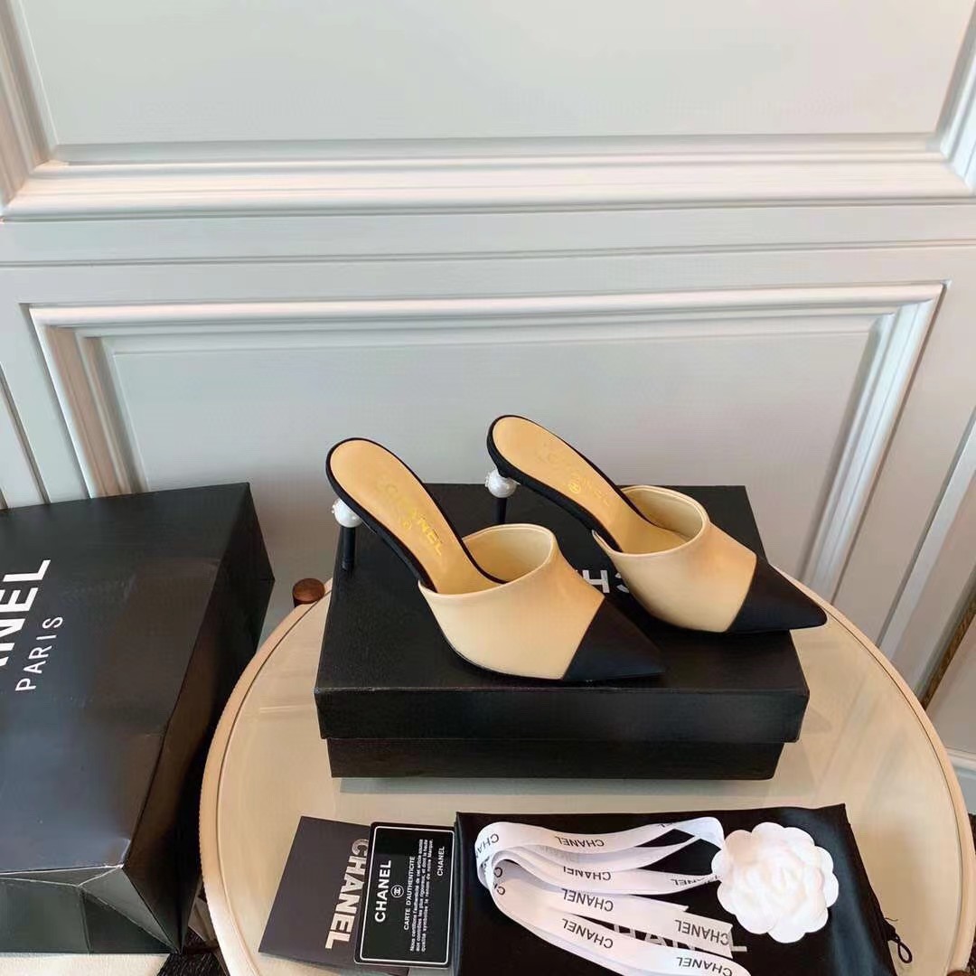TOP CHANEL High Heel - beige