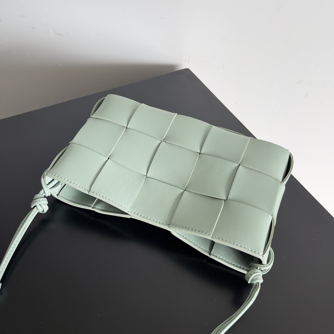 TOP Bottega Veneta BV Classic Cassette Bags- Mint Green