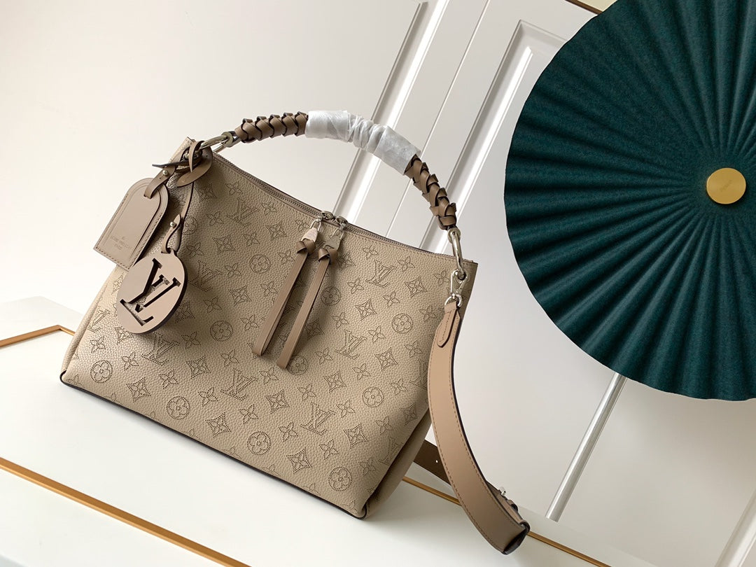 TOP Louis Vuitton LV Mahina Beauborg MM Leather Bag 32 x 26 x 17 cm- Turtle Dove