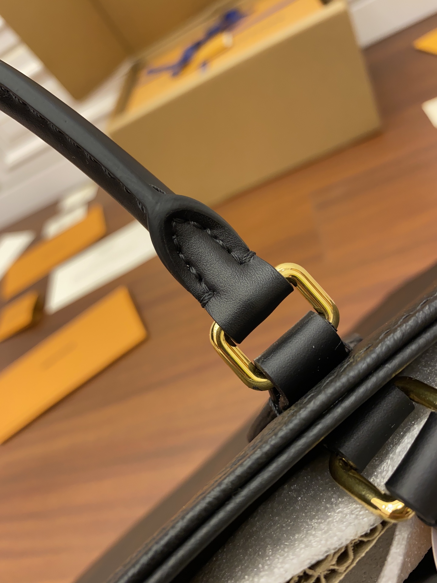 Louis Vuitton Onthego MM M45595