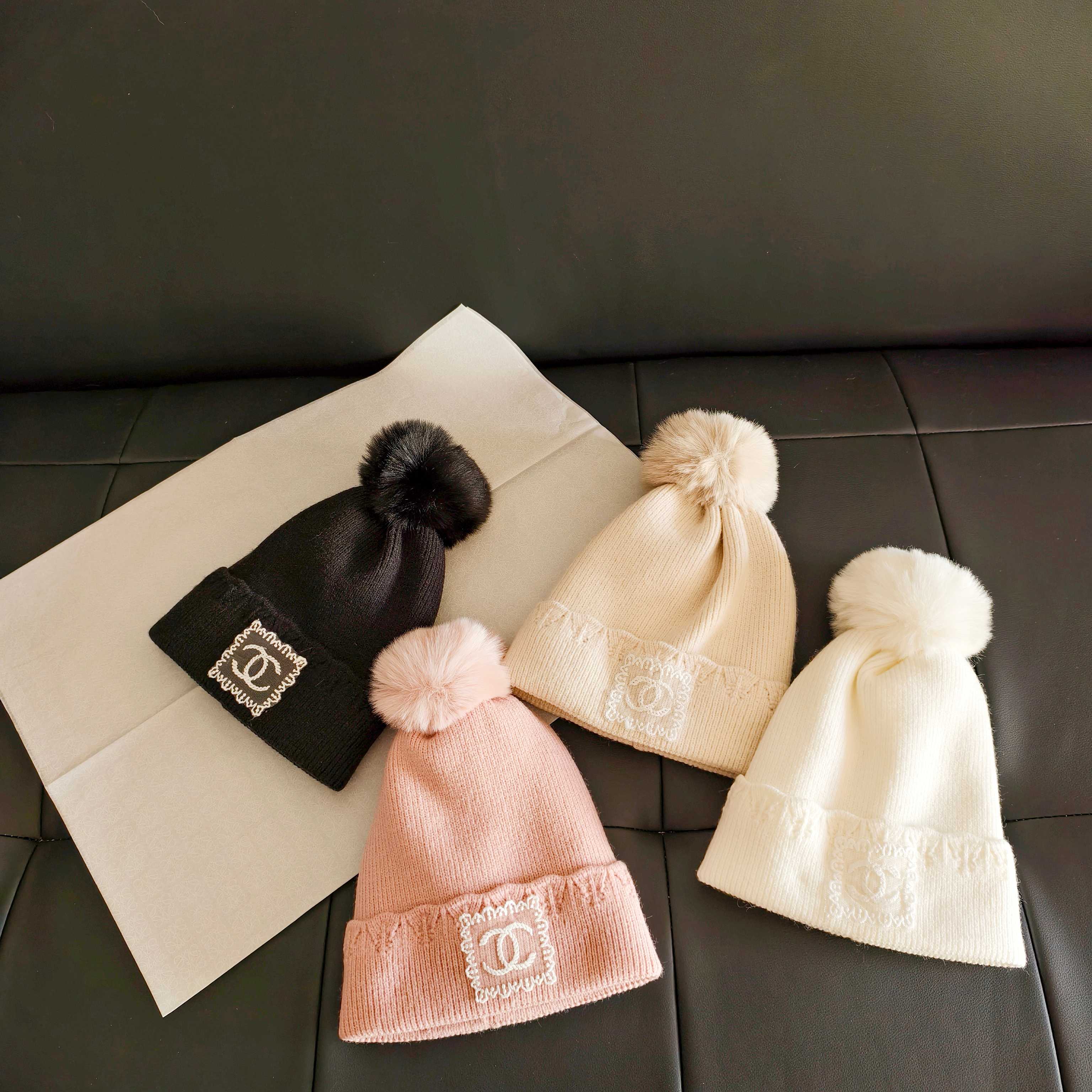 TOP CHANEL Knitted Hat - 4 Colour