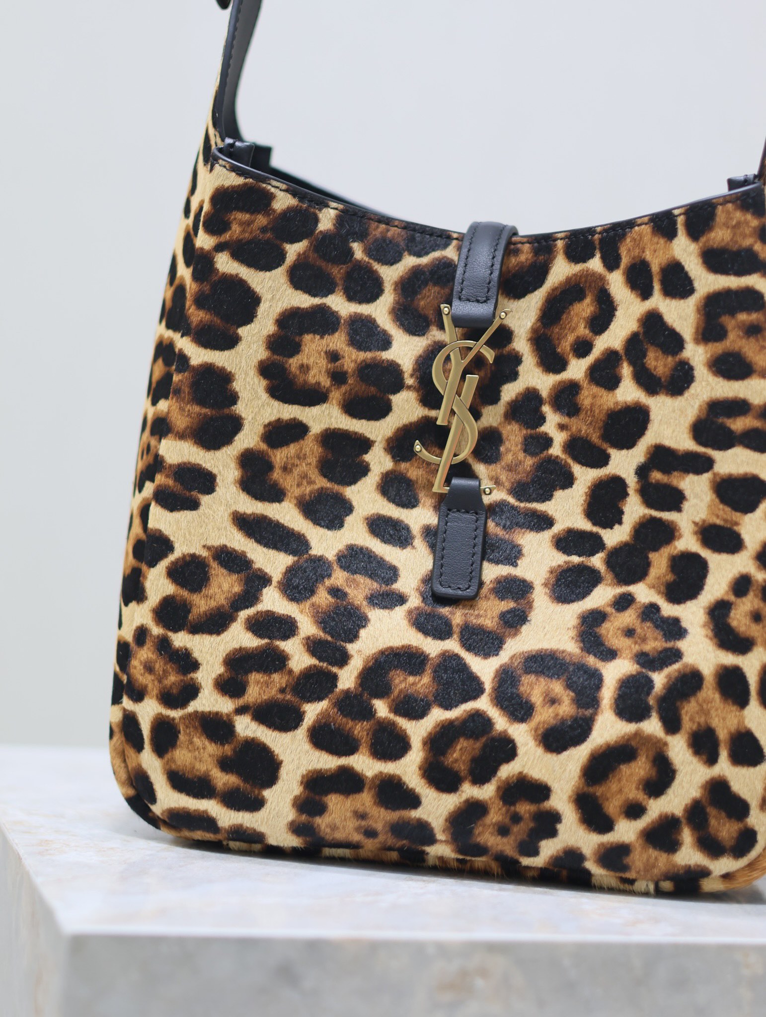 TOP Yves Saint Laurent YSL Le 5A7 Hobo Bag 23×22×8.5cm - Leopard&GHW