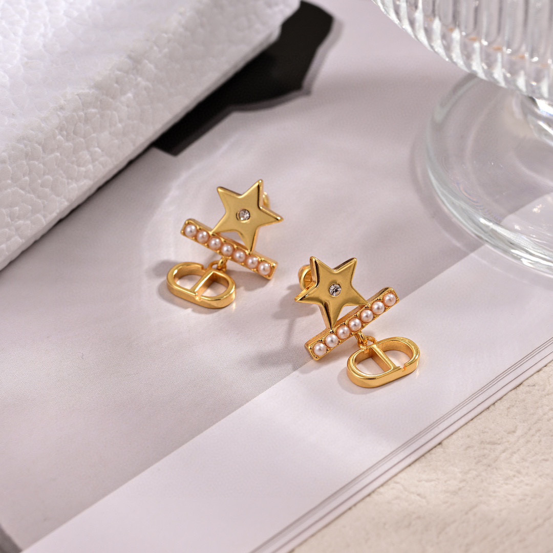 TOP Christian Dior Earrings -Gold