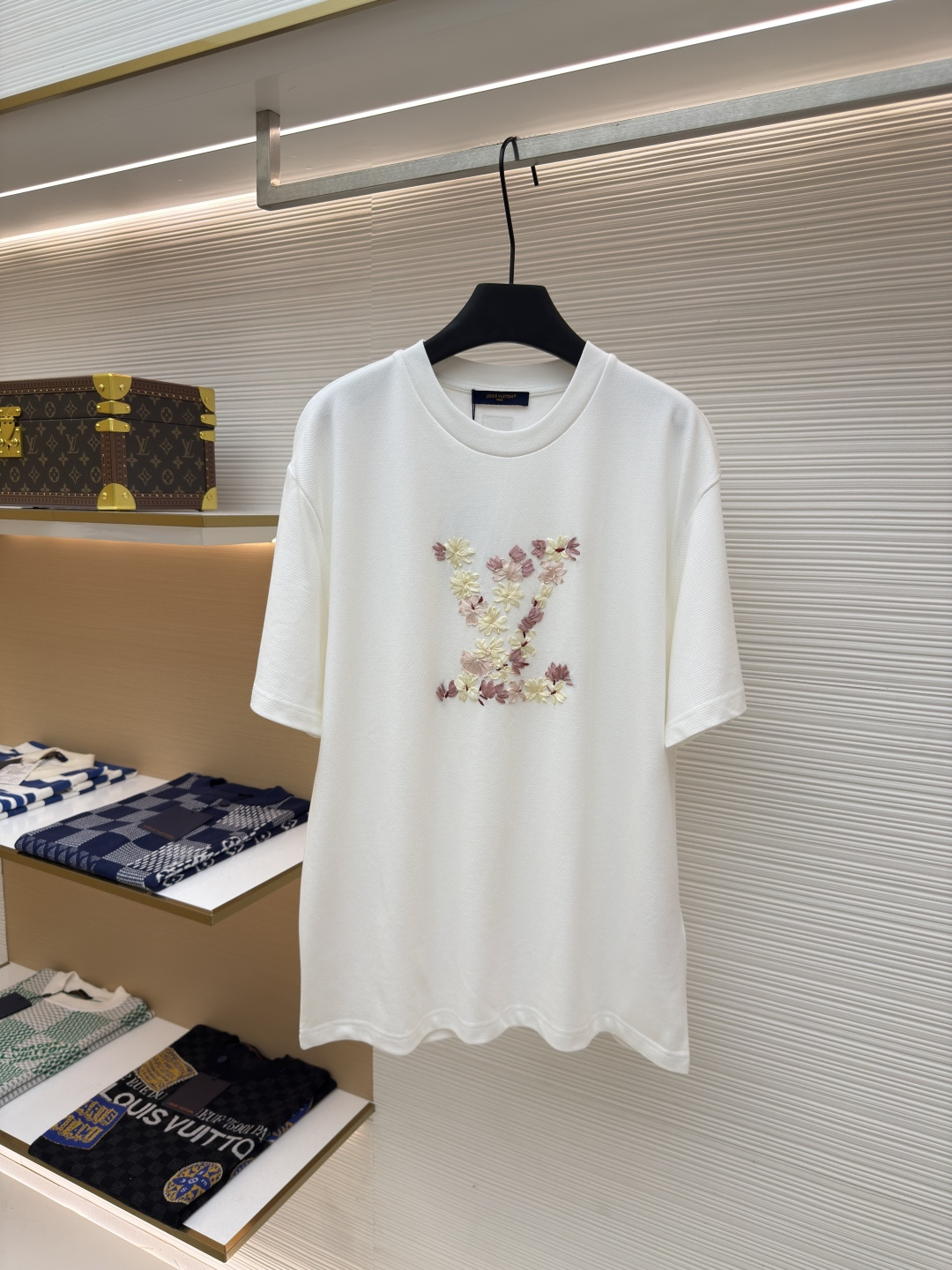 LOUIS VUITTON 丝带樱花圆领短袖
