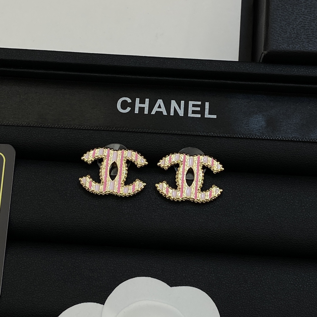 TOP CHANEL CC Earrings - 2 Color