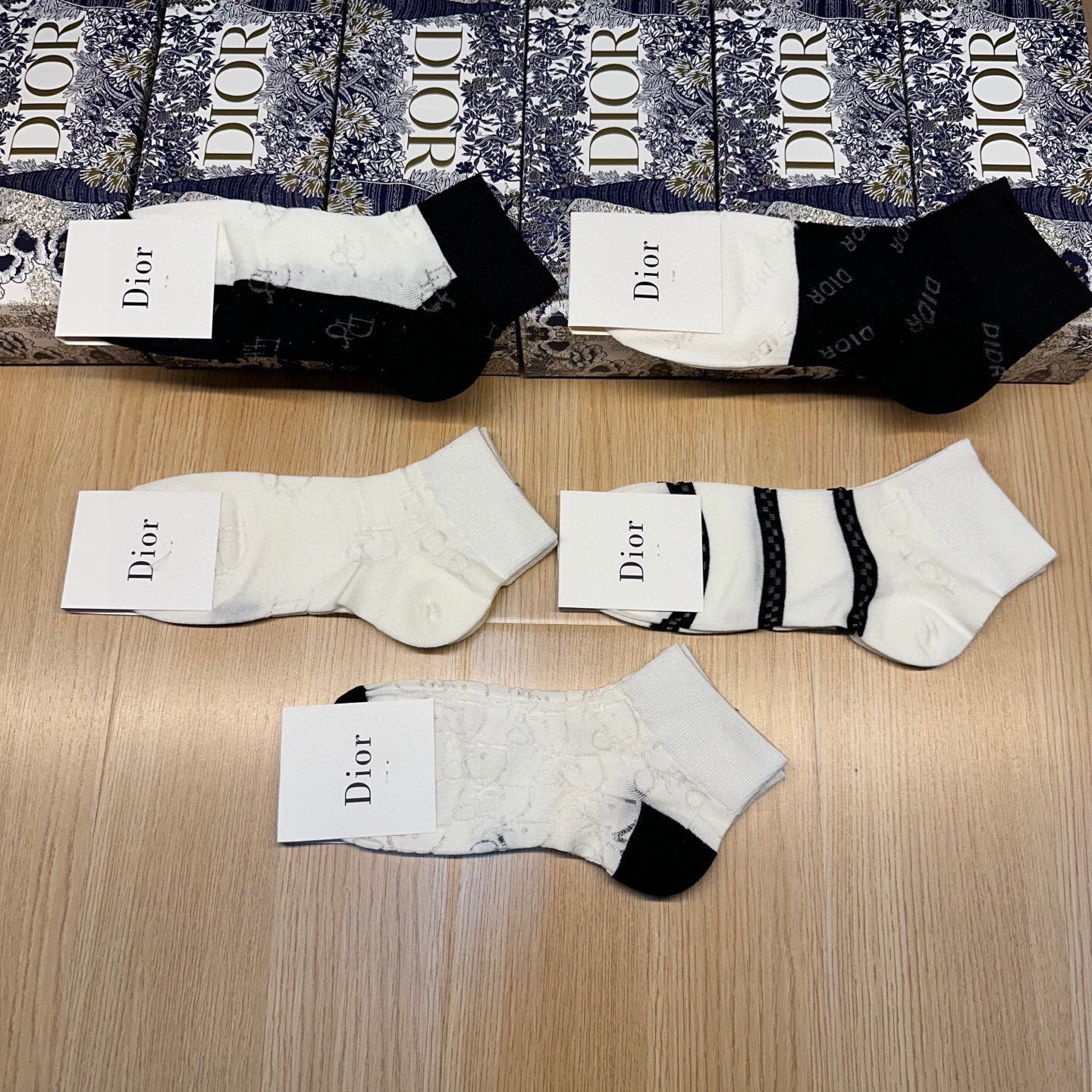Top Christian Dior Socks - 5 Pieces as a Set