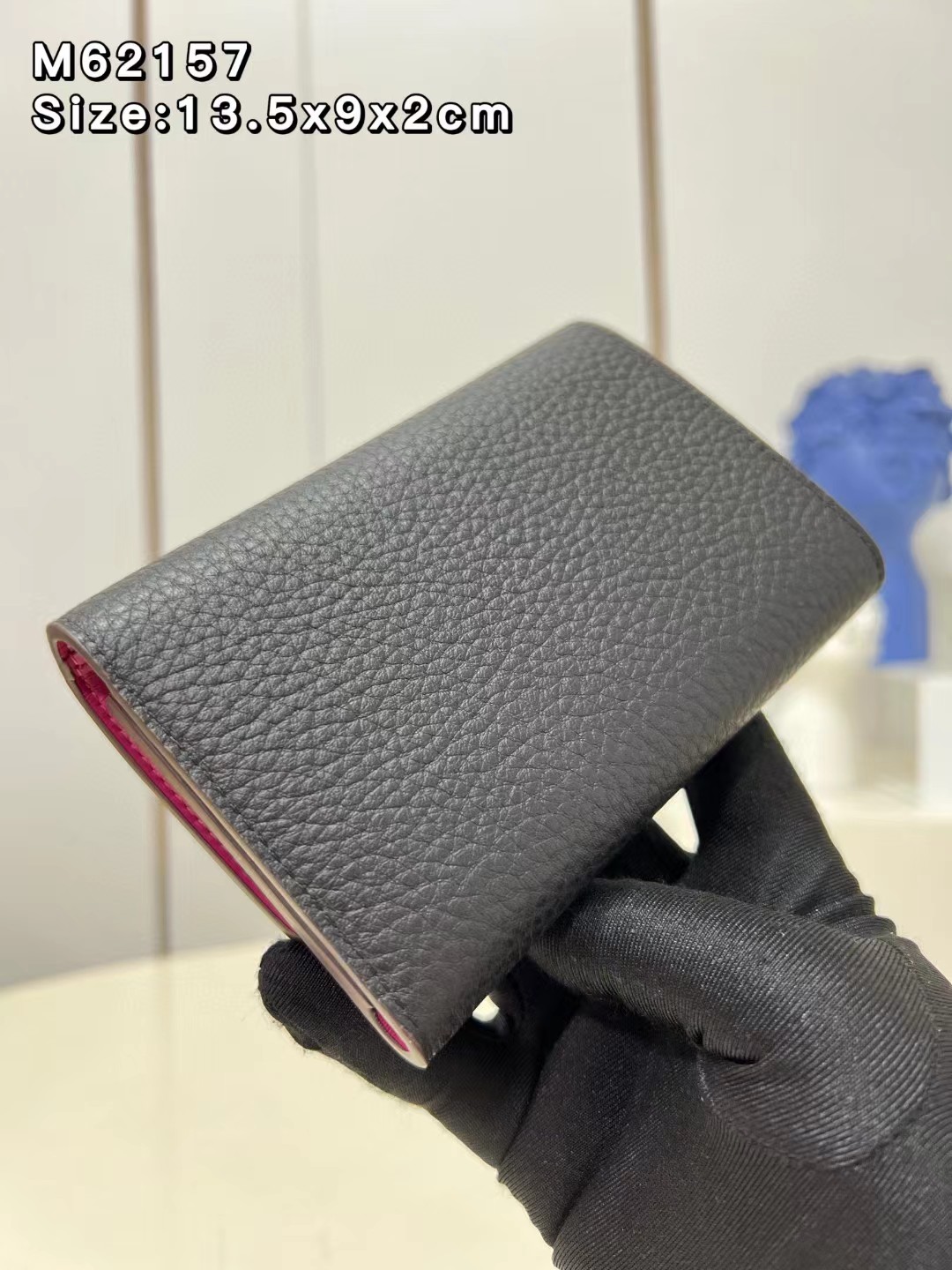 TOP Louis Vuitton LV Wallet - Black