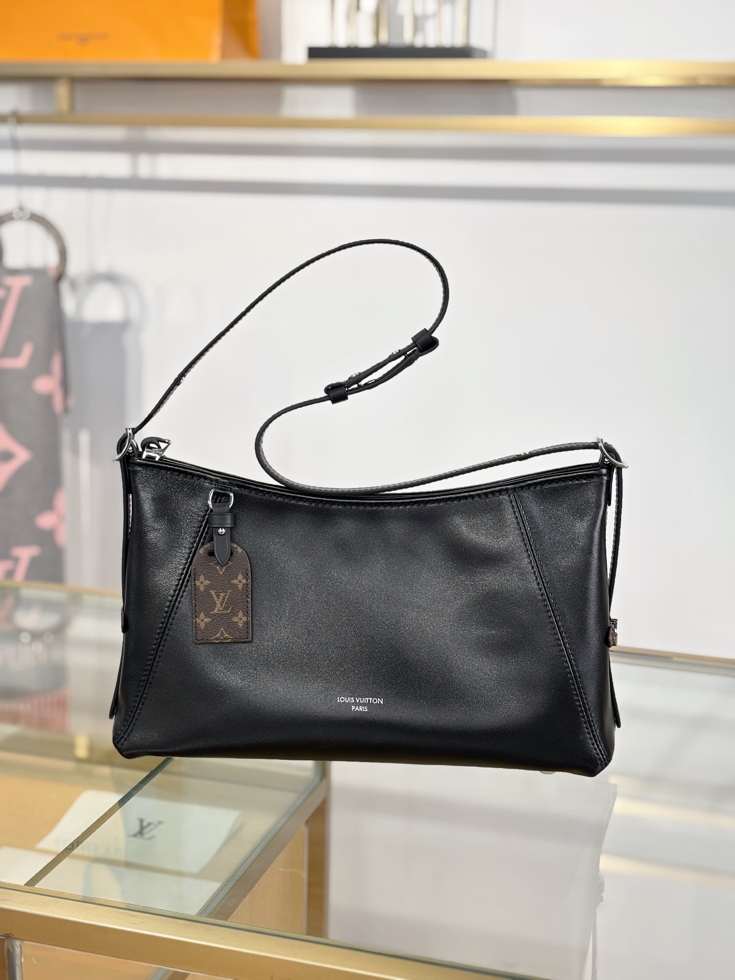 TOP Louis Vuitton LV Carryall East West Bags 33.5x20x10cm - Black