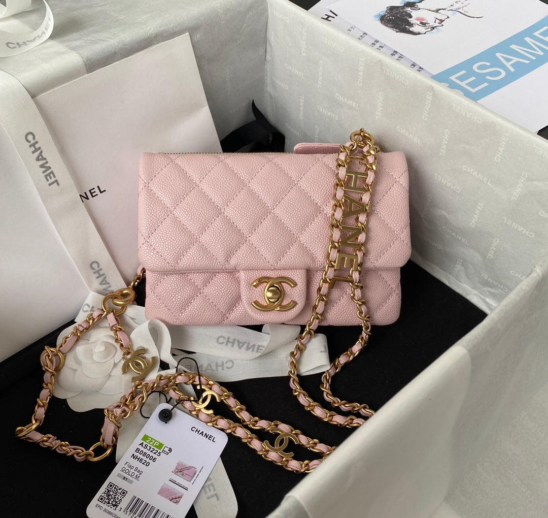 TOP CHANEL Waist Bag SS22 - Pink