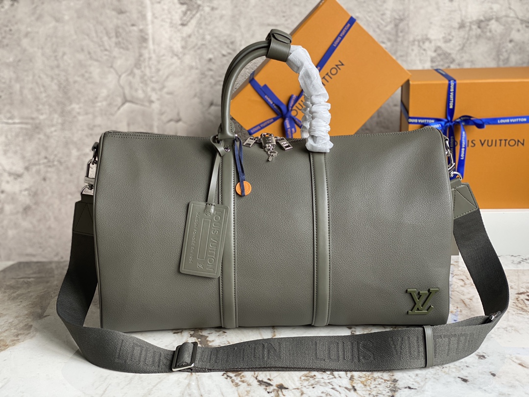 TOP Louis Vuitton LV Keepall BANDOULIÈRE 50 Travel Bag 50 x 29 x 23 cm - Green