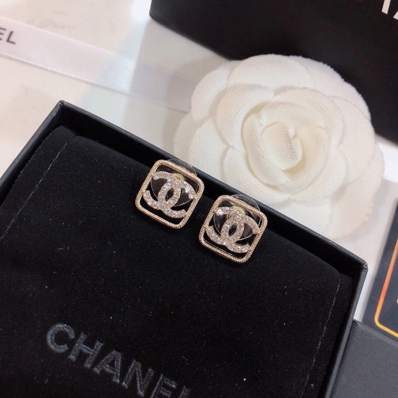 TOP CHANEL Double C Earrings - 2 colors