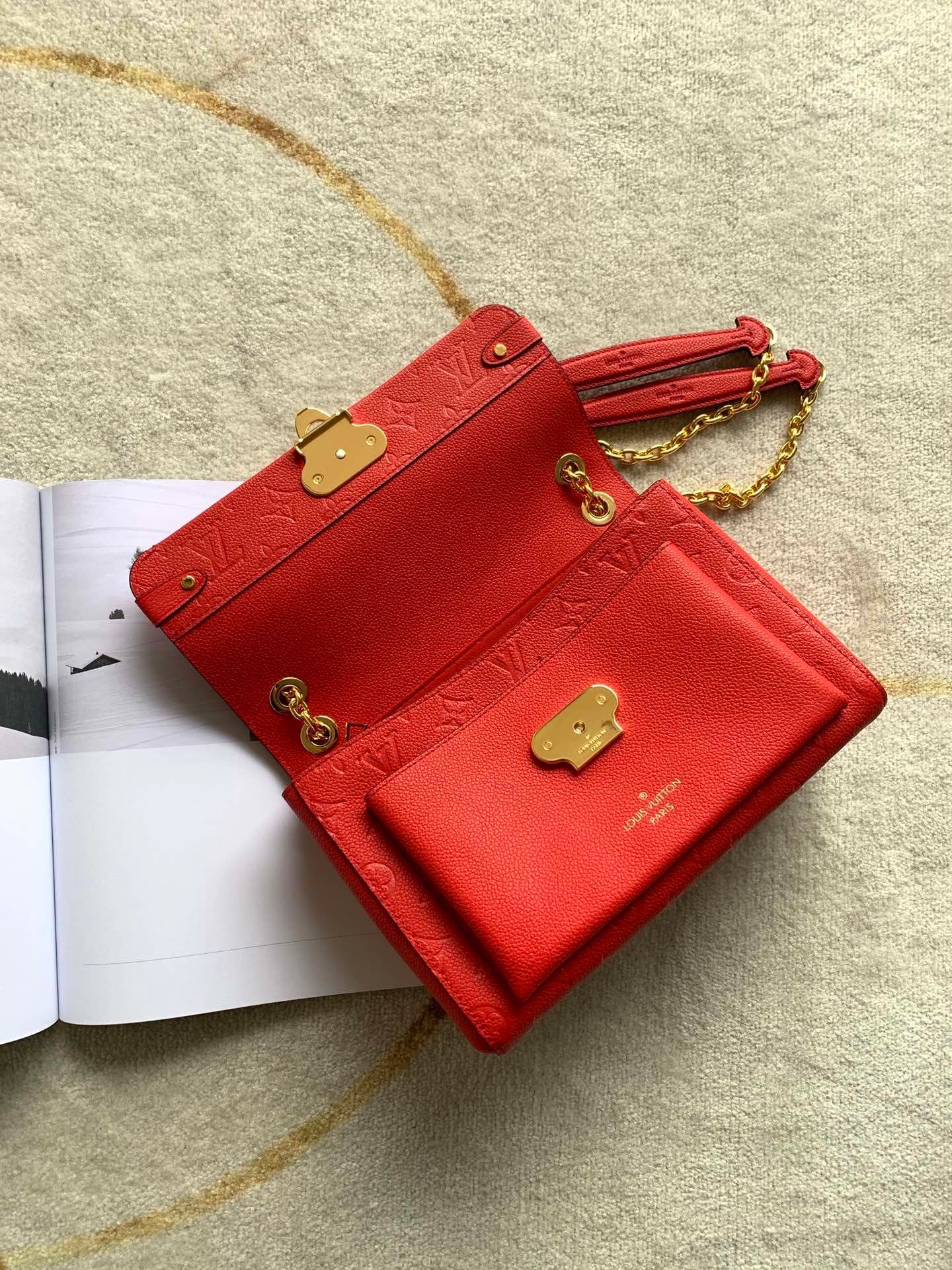 TOP Louis Vuitton LV  Vavin 20.5 x 15 x 8 cm- Red