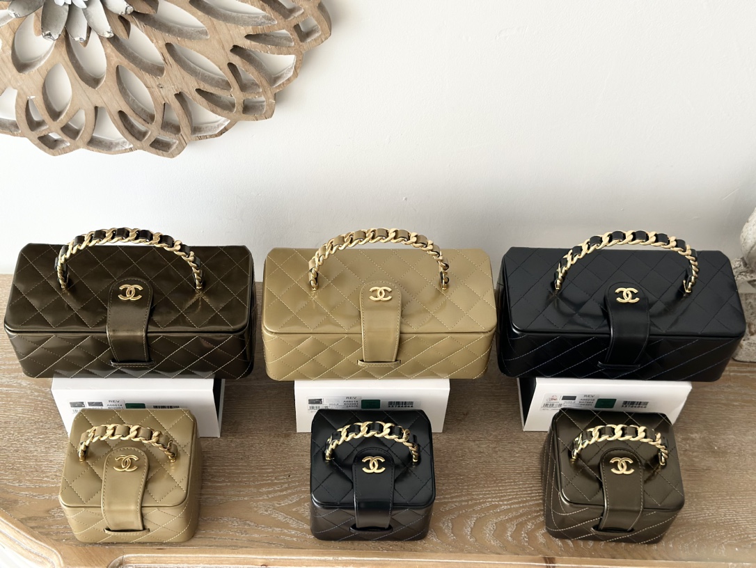 TOP CHANEL Vanity Case Patent Leather 8.5x11x9.5cm/8.5x22x10cm - 3 Color