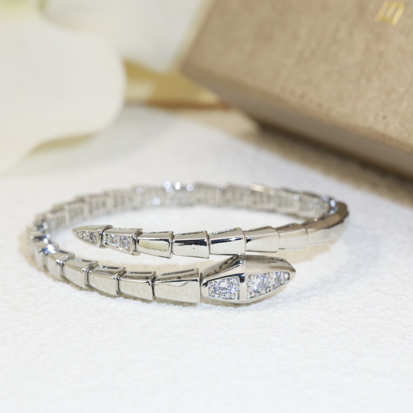 TOP BVLGARI  Serpenti Bracelet - 3 Colors