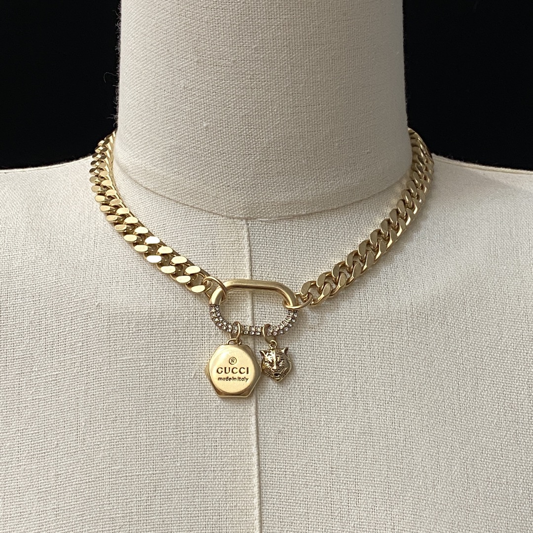 TOP GUCCI Necklace - 2 Color