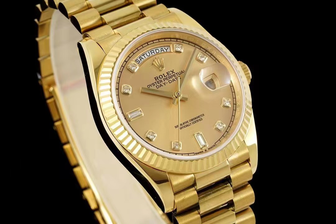 TOP ROLEX Rolex Watch 36mm - Gold