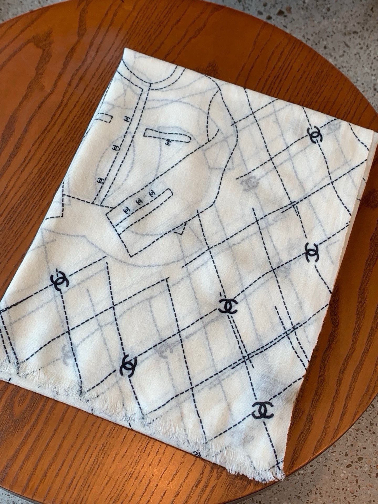 TOP CHANEL Cashmere Scarf 100x200cm-2 Colors