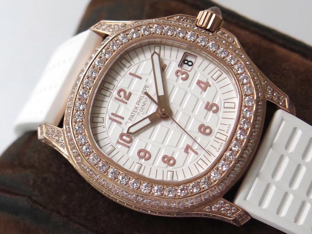 AAAWatch Women Rose Gold Iced‑Out Crystal Bezel Automatic Wrist Watch, White Textured Dial White Rubber Strap Luxury Ladies Watch with Date Display