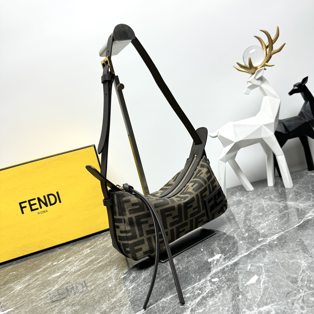 TOP FENDI Armpit Bag 22.5*12*7cm/34*19*7cm - Brown