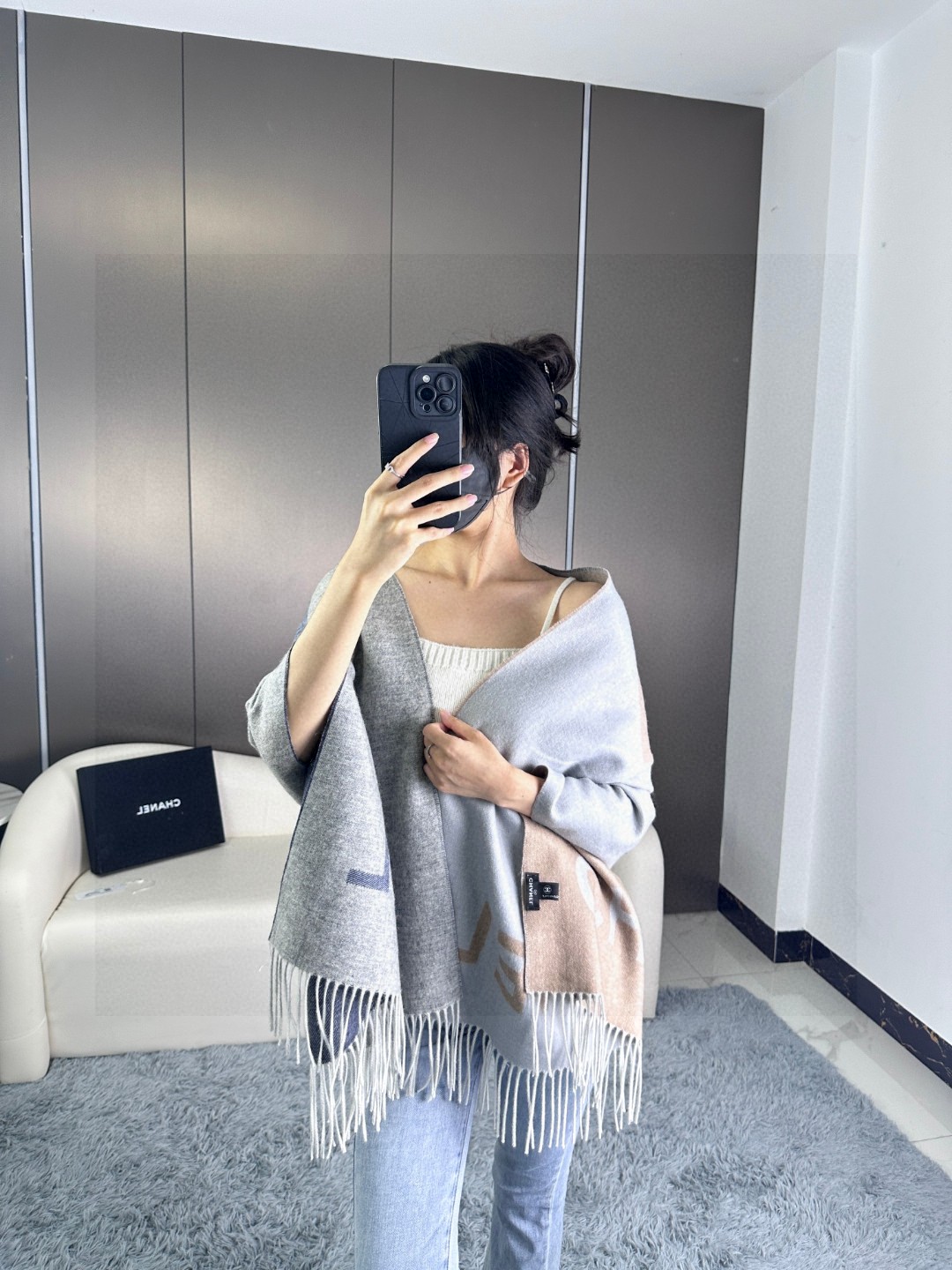 TOP CHANEL Cashmere Scarf 70 x 180 cm