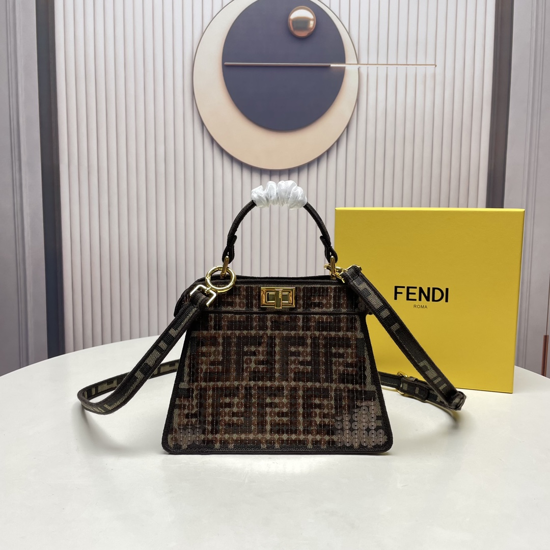 TOP FENDI Peekabooold Flower Bead Embroidered Kitten Handbag