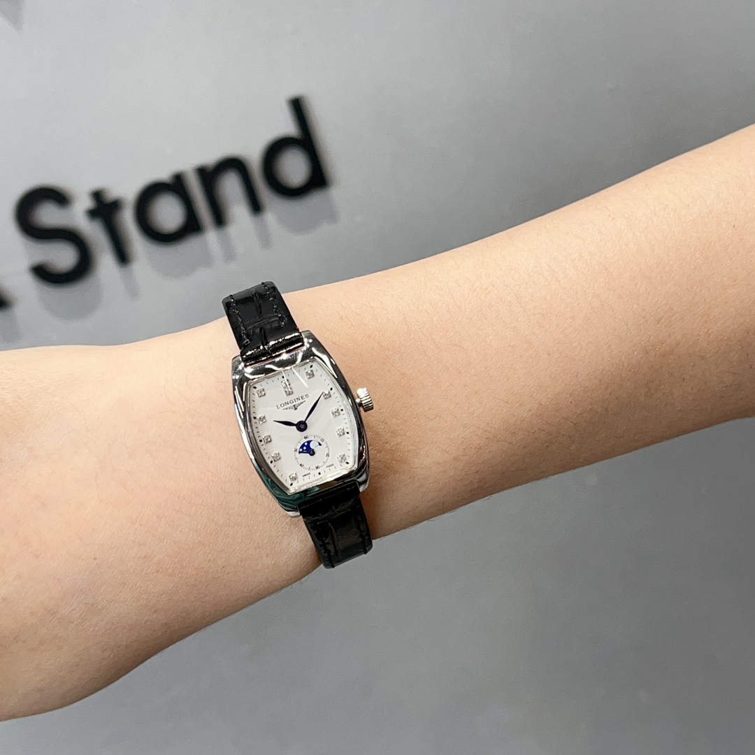 TOP LONGINES Barrel-Shaped Stainless Steel Watch 30.6mm - 6 Colors