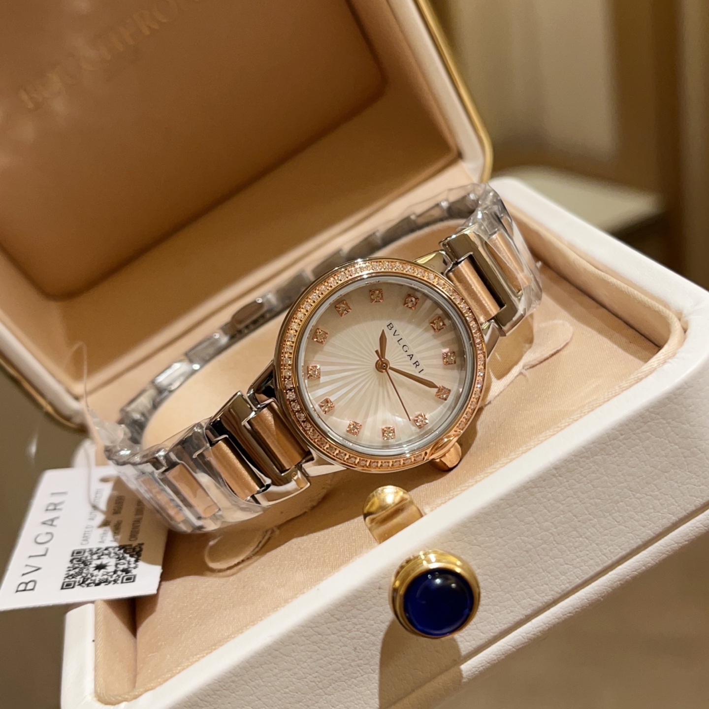 TOP BVLGARI Lvcea Watch with Diamonds 30mm - 7 Colors