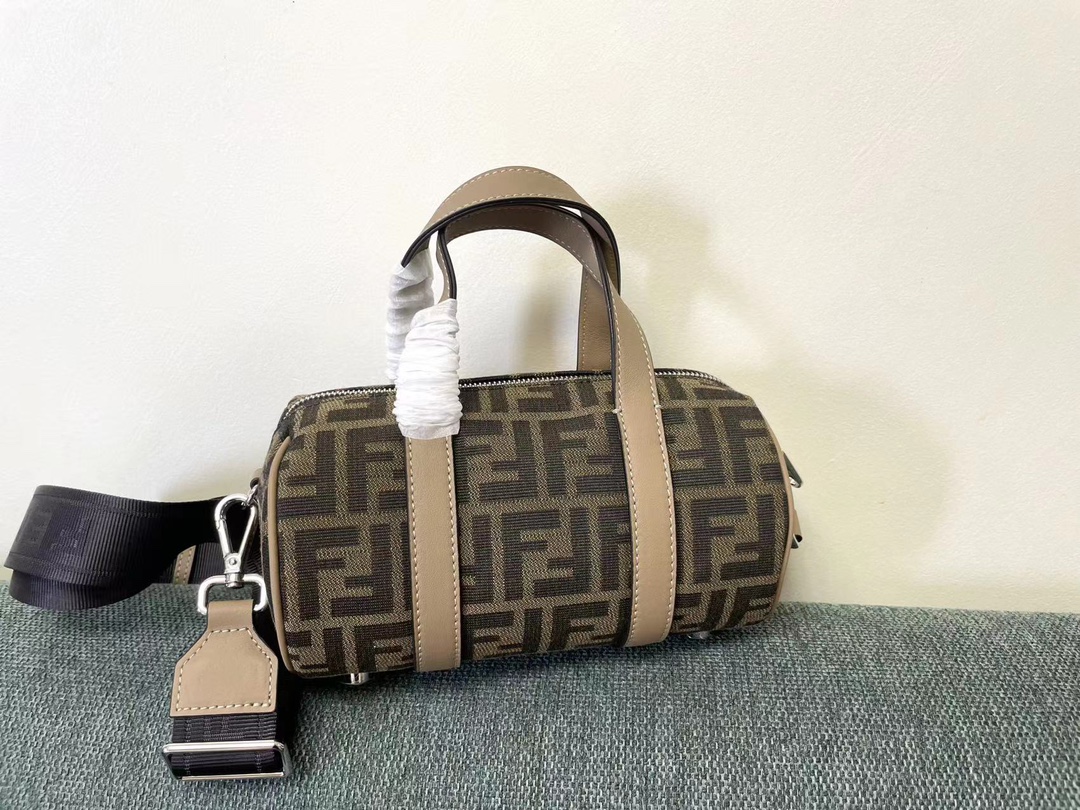 TOP FENDI Mini Bowling Handbag 21.5x13x13cm - Beige
