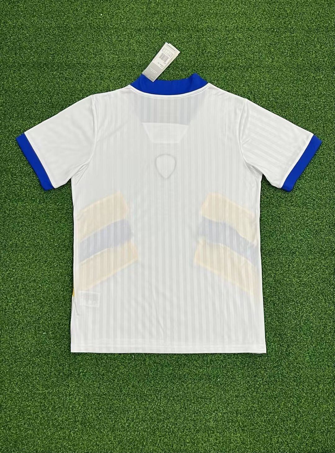 2425 Leeds United Home jersey.Player embroidery version
