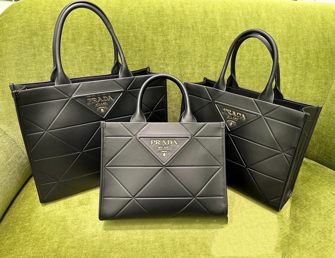TOP PRADA Calfskin Tote Bags - Black - 30x23x9cm/35x27x10cm/39x30x12cm