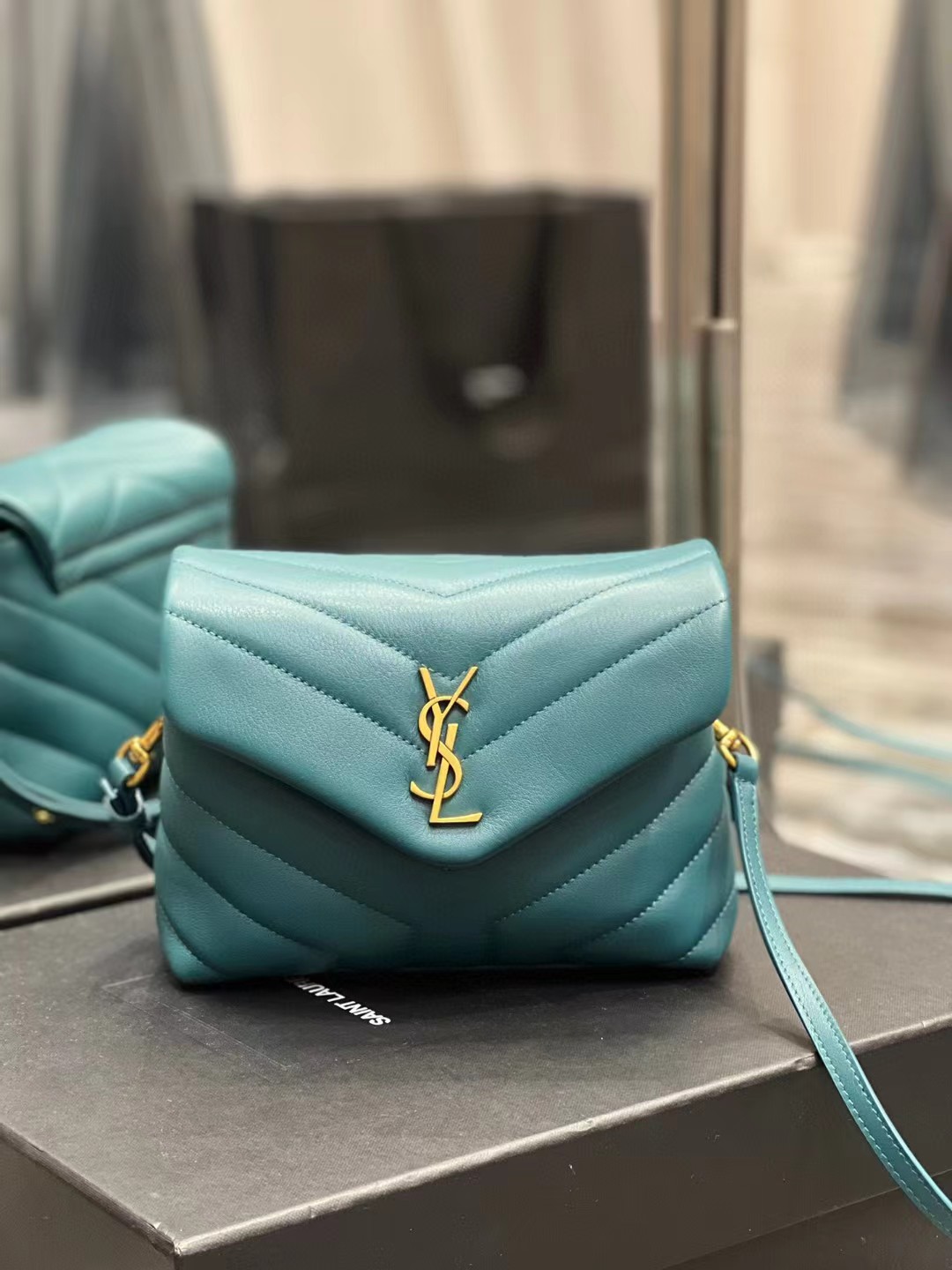 TOP Yves Saint Laurent YSL LouLou Small Bag 20cm/24cm - Teal