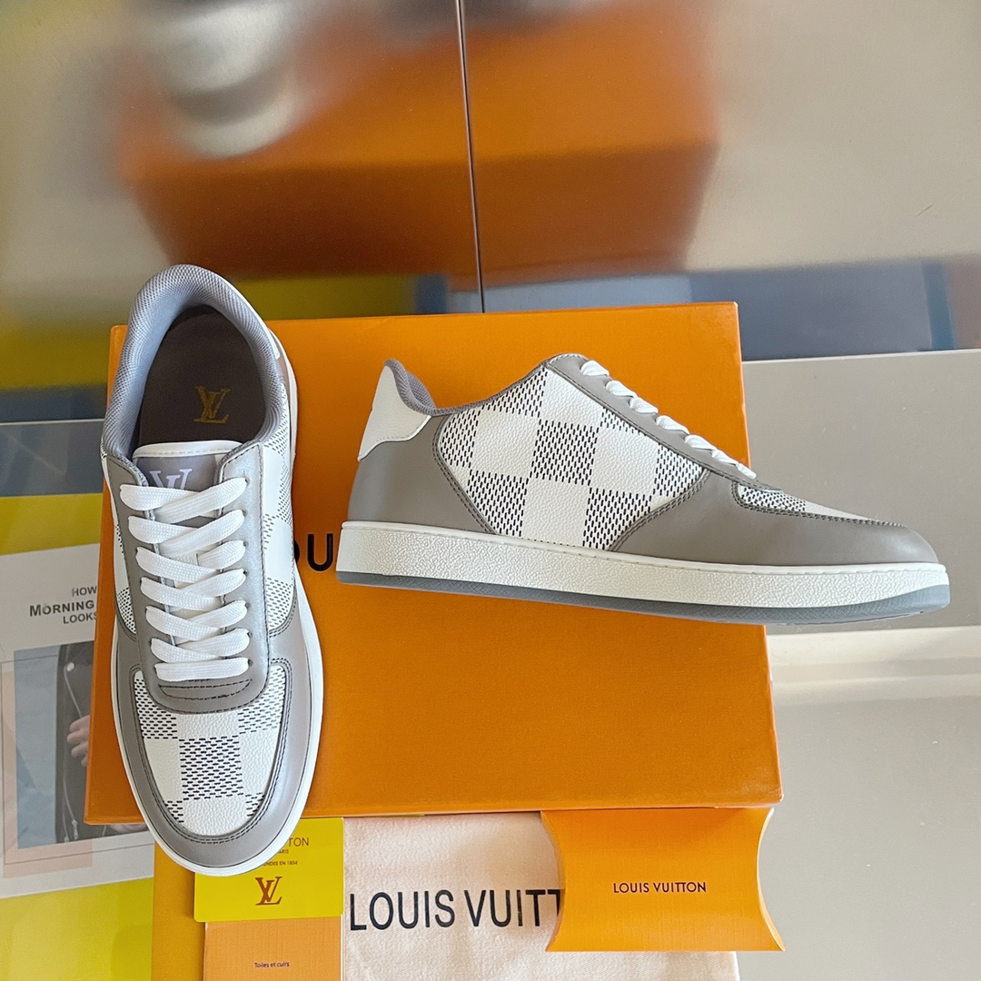 Louis Vuitton Low‑top Sneakers Grey White Damier Checkered Leather Lace‑up Unisex Shoes