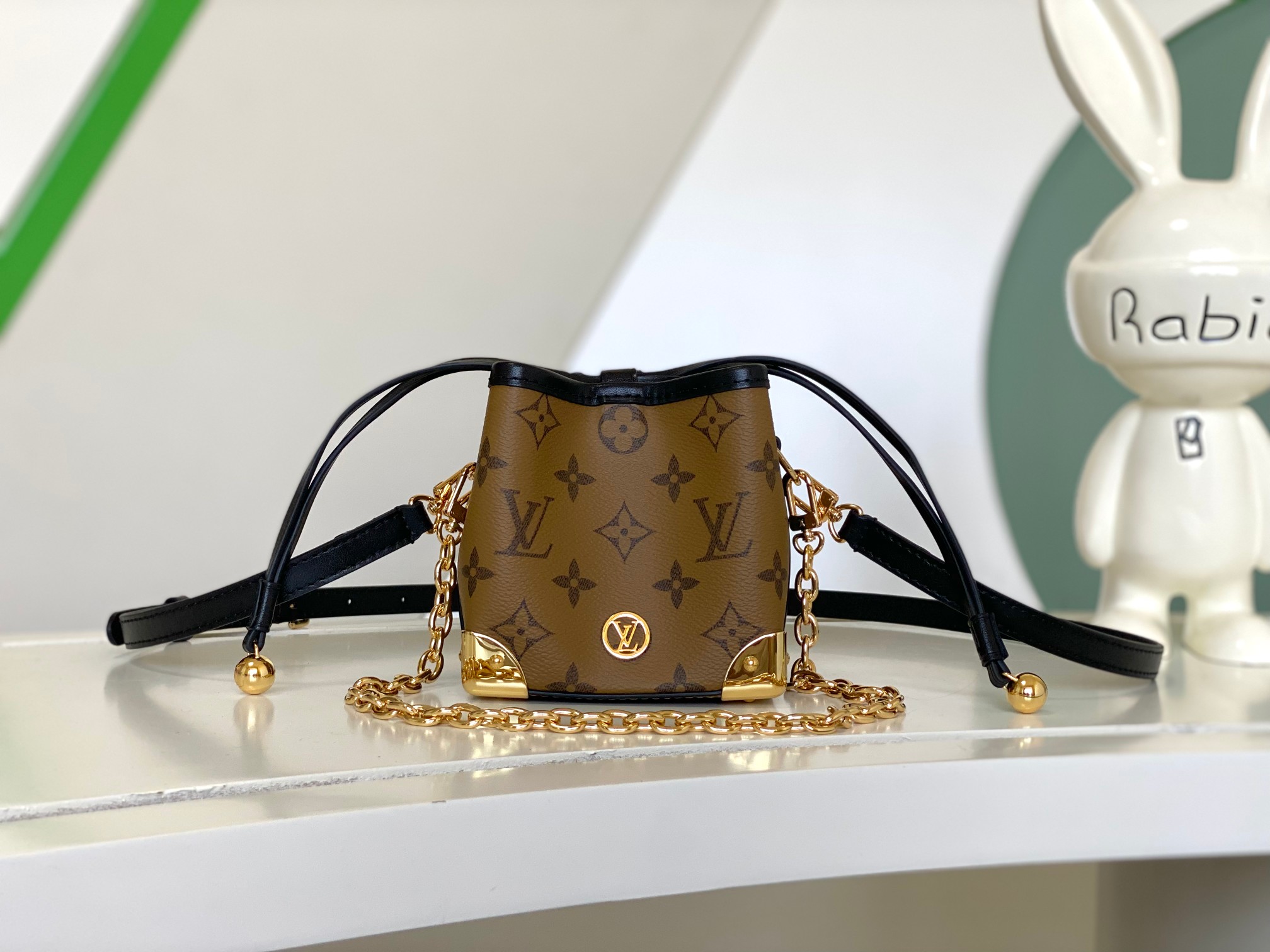 TOP Louis Vuitton LV Monogram Reverse Mini Bucket Bag  - 11.5x11.5x11.5cm-2 Colors