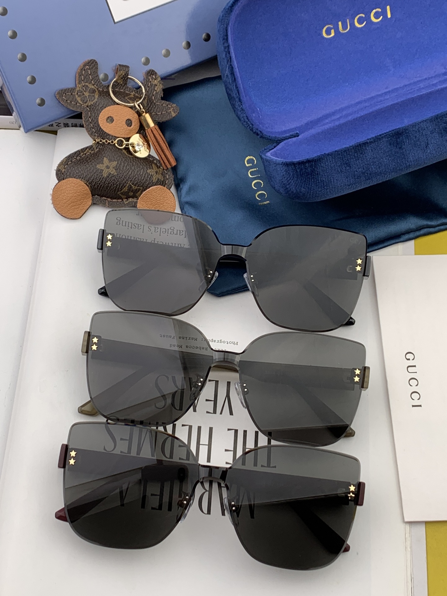 TOP Gucci  Sunglasses  - 3 Color