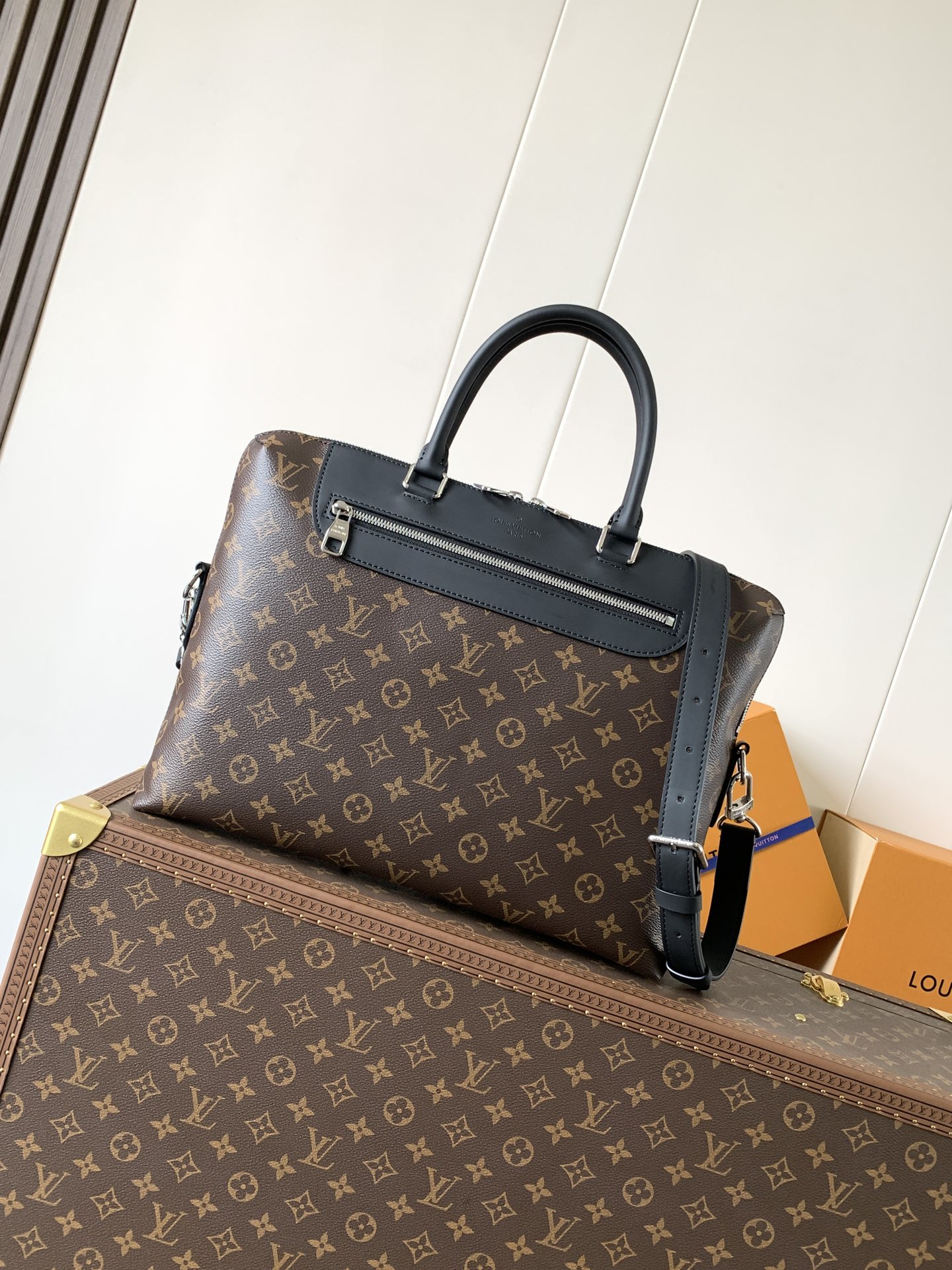 TOP Louis Vuitton LV Porte-Documents Jour Bag Damier Cobalt Canvas 37.0x28.0x6.0cm - Brown