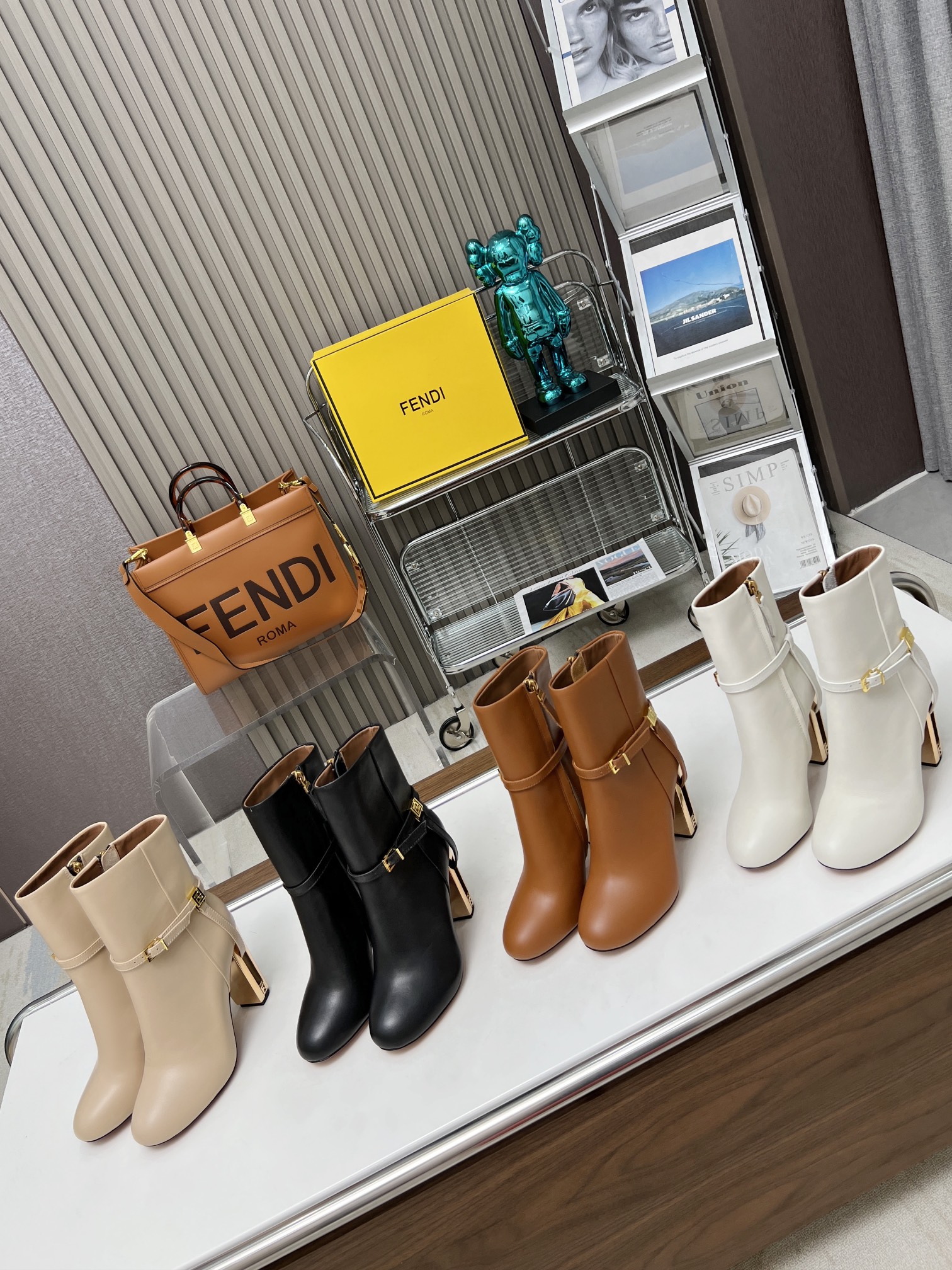 TOP FENDI Smooth And Minimalist Short Boots - 4 Colors