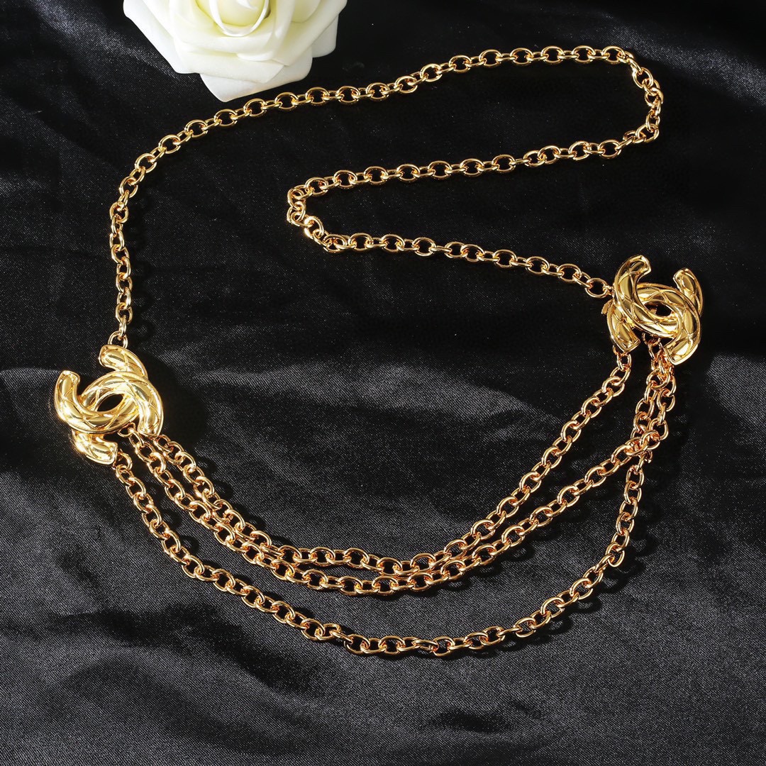 TOP CHANEL Multi Layer C Logo Waist Chain