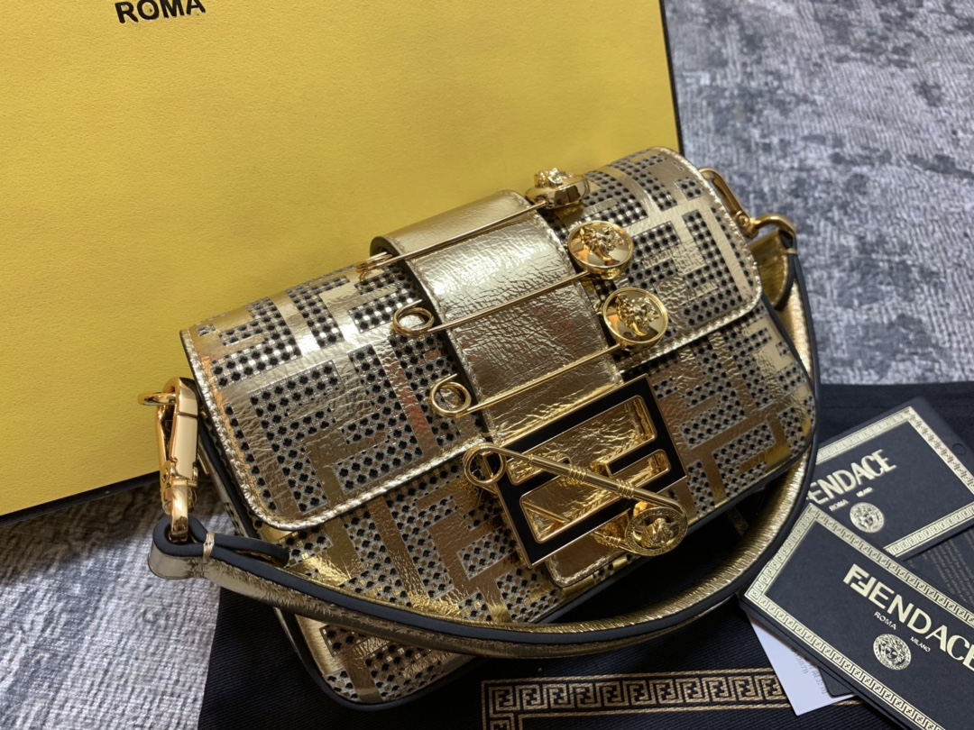 TOP FENDI FENDI Square Baguette Mini Bag - Gold