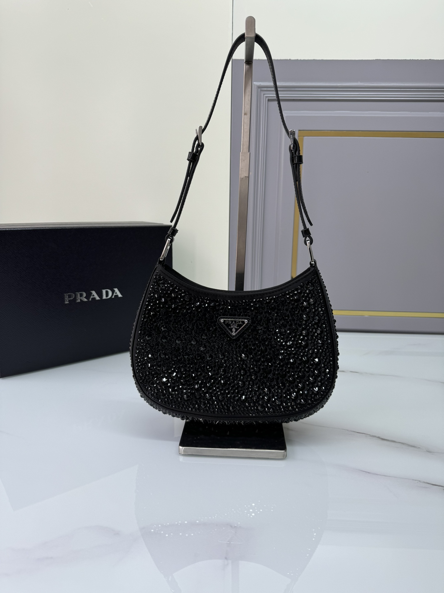 TOP PRADA Cleo Armpit Bag with Gypsophila Satin 22x18.5x4.5cm - Black