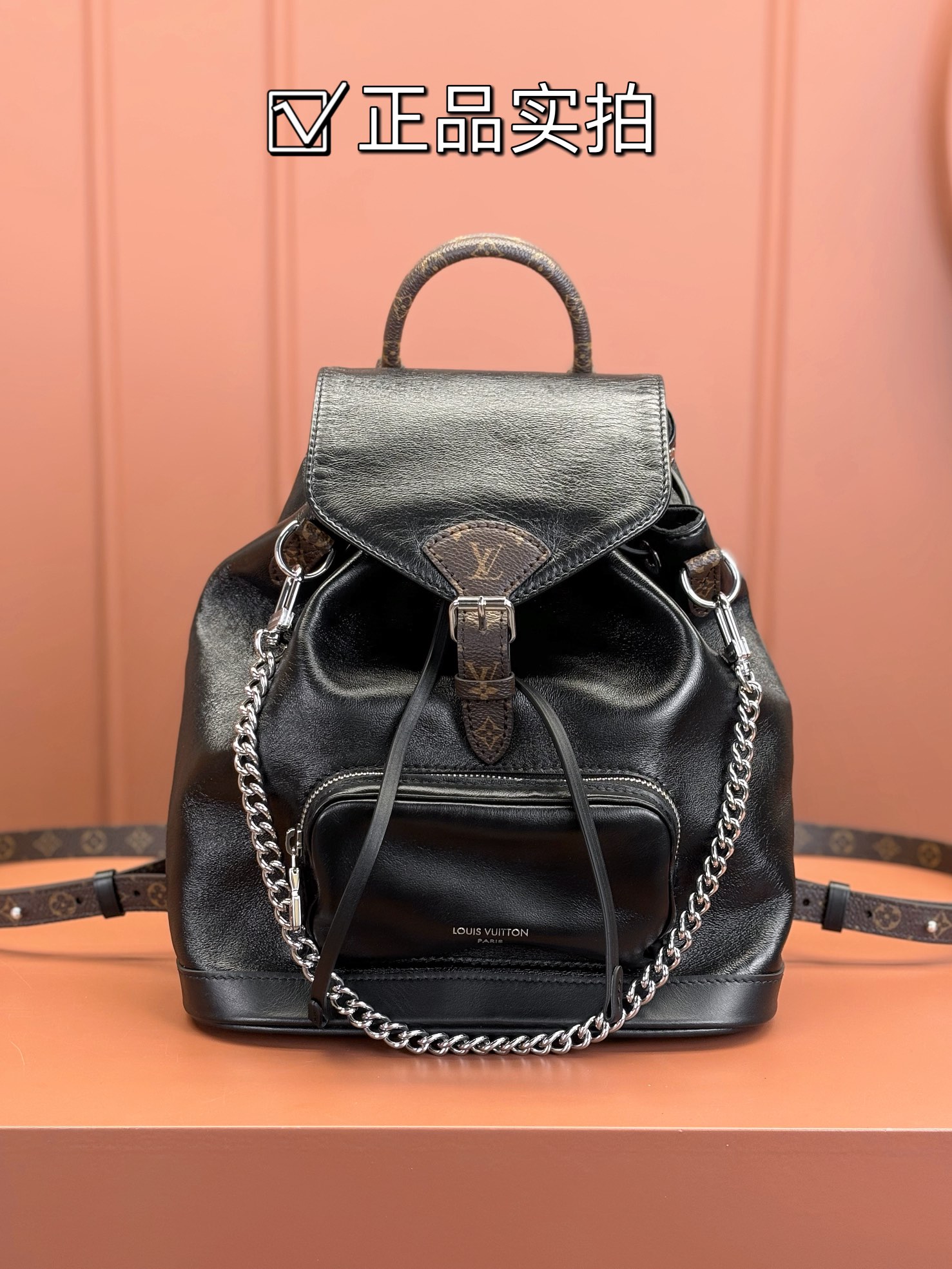 TOP Louis Vuitton LV  Montsouris PM Backpack 30 x 18 x 28 cm-Black