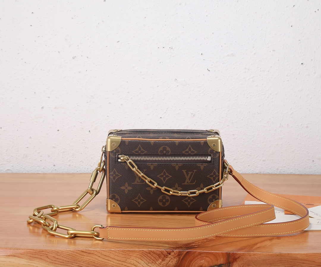 TOP Louis Vuitton LV MINI SOFT TRUNK Chain Bag 18.5 x 13 x 8 cm-Brown