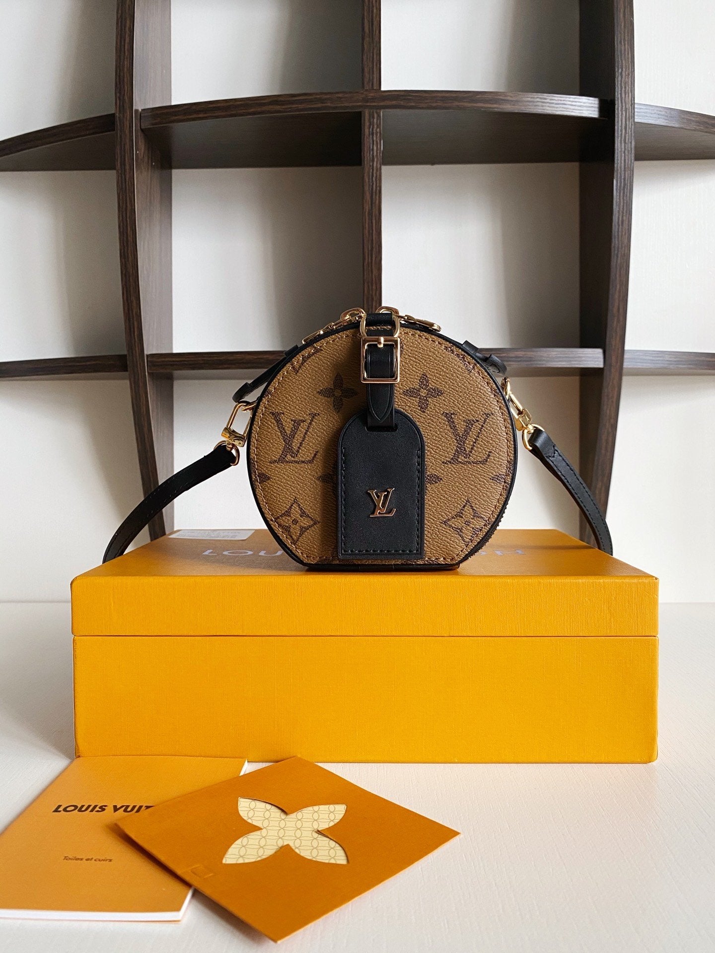 TOP Louis Vuitton LV Mini Boite Chapeau - Reverse Monogram
