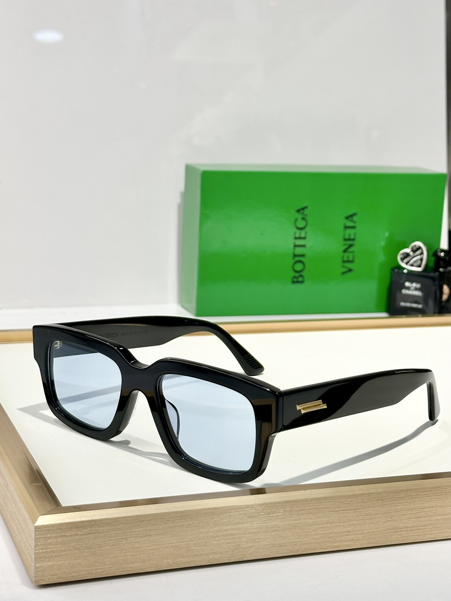 TOP Bottega Veneta BV Sunglasses - 7 Colors