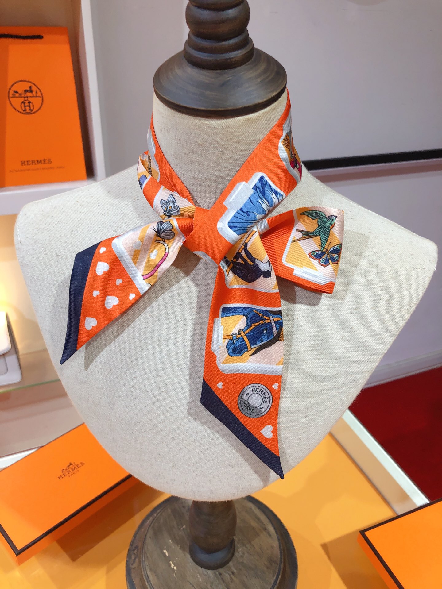TOP HERMES Dynamic Sharing Twilly Scarf 86 x 5 cm - 4 Colours