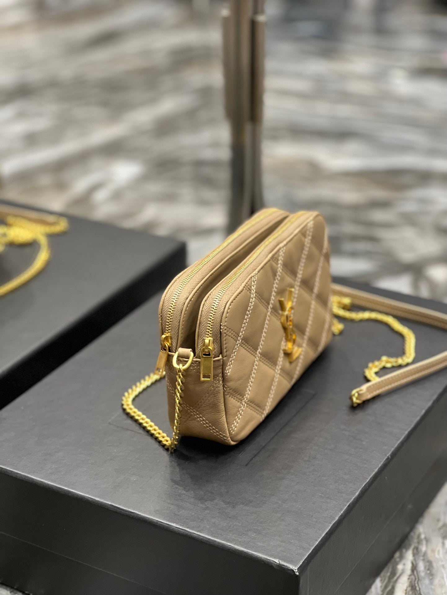 TOP Yves Saint Laurent YSL Beckly Double Zip Pouch Bag - Beige GHW