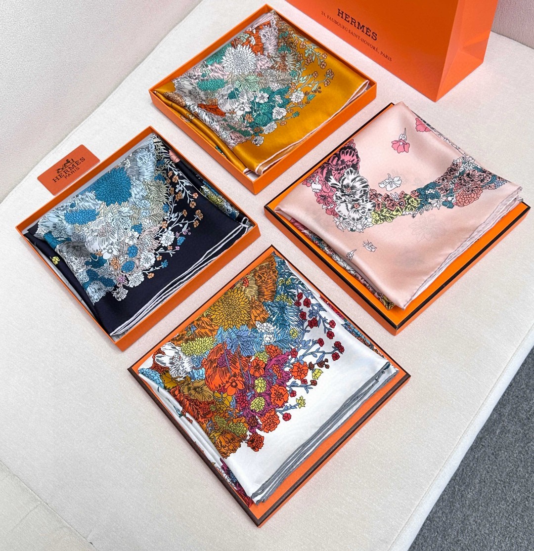 TOP HERMES Square Silk Scarf 90X90cm - 4 Colors