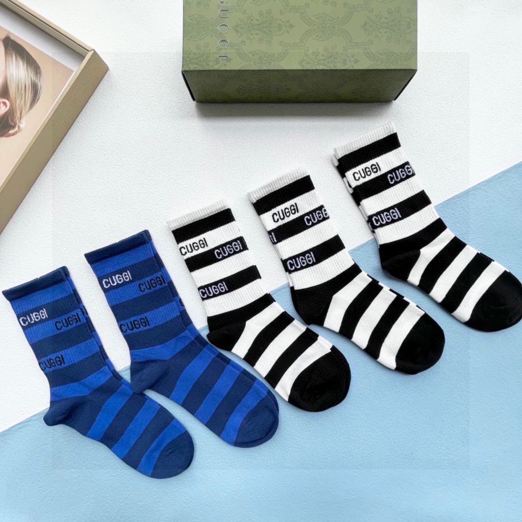 TOP GUCCI Socks - 5 Pieces as a Set