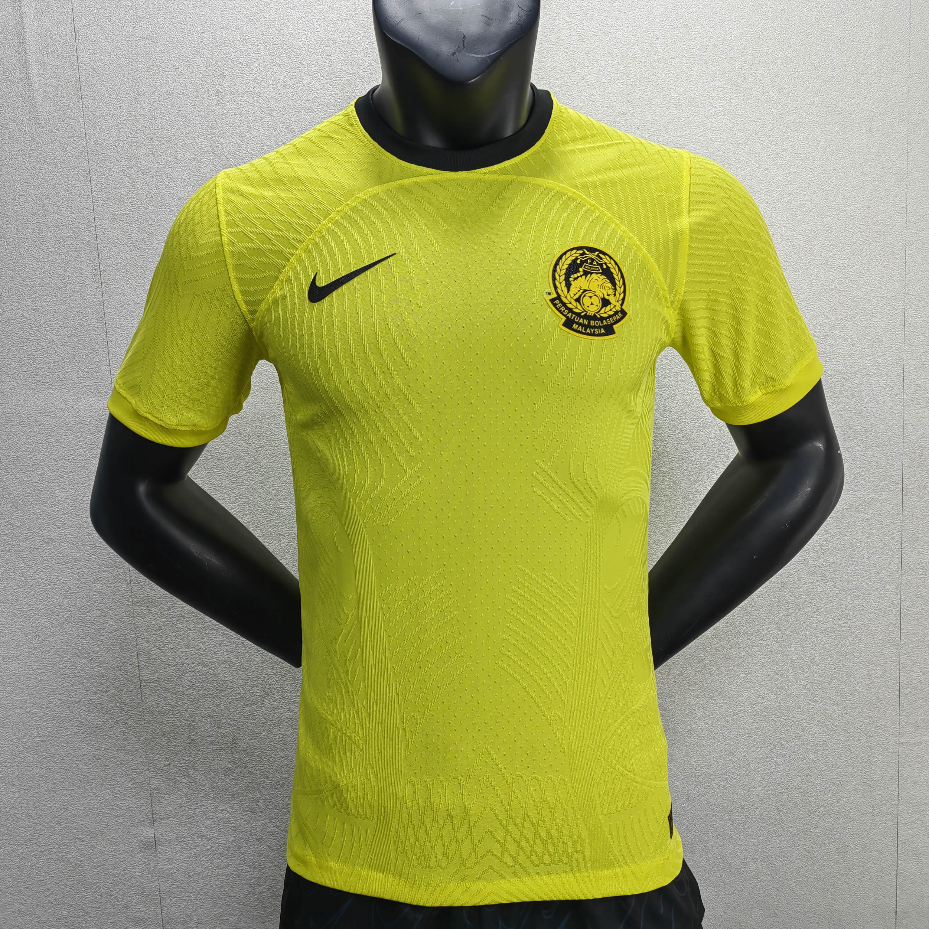 2022 Player Version Malaysia Home Football Jersey