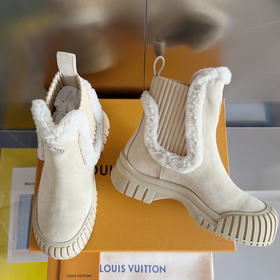 TOP Louis Vuitton LV  Short Boots - 3 Colors